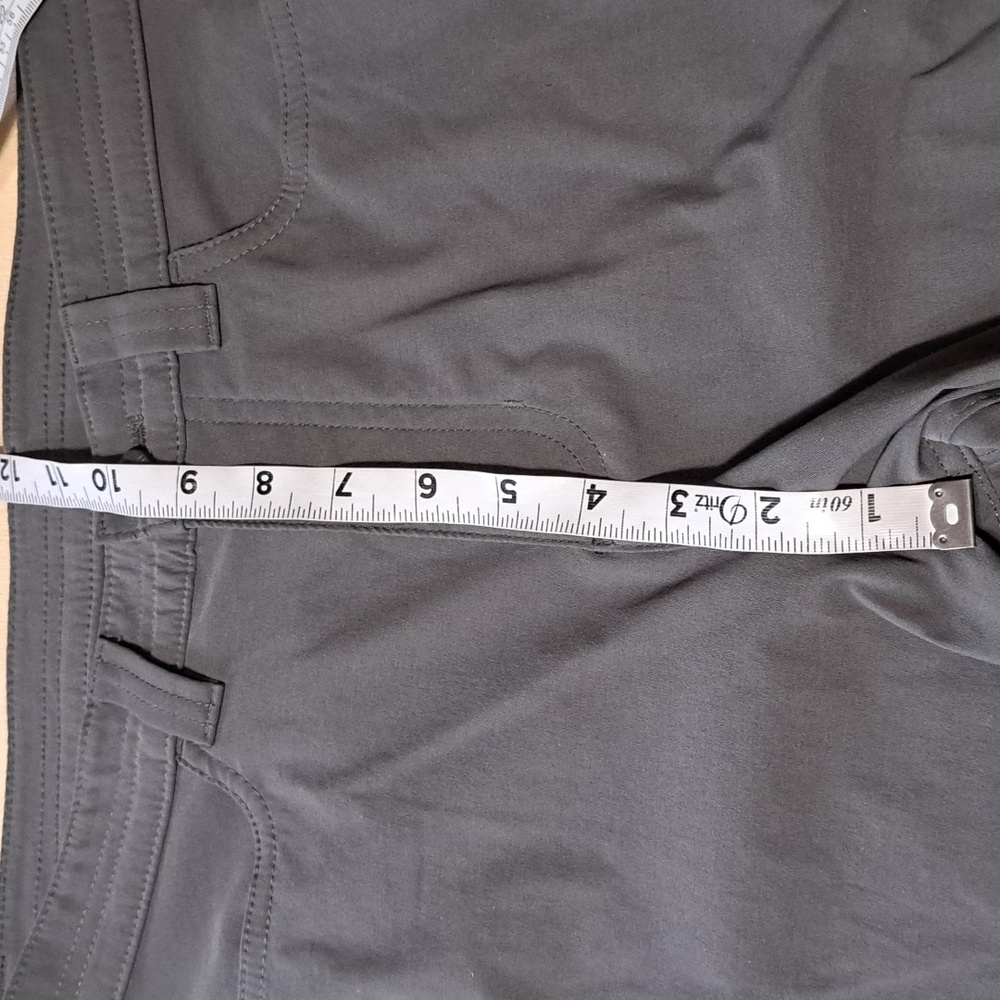 PA39 Eddie Bauer Charcoal Cropped Hiking Pant Lightweight Stretch Cargo Pockets - Picture 8 of 11